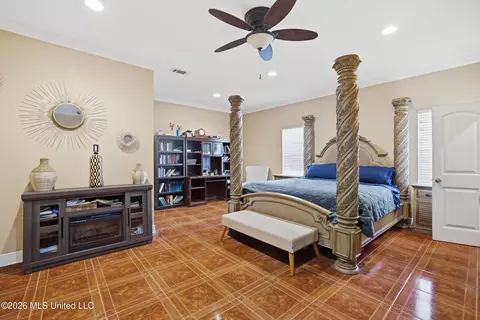 Bedroom - 3518 Hemlock Ave, Moss Point, MS 39563 photo 8 of 9