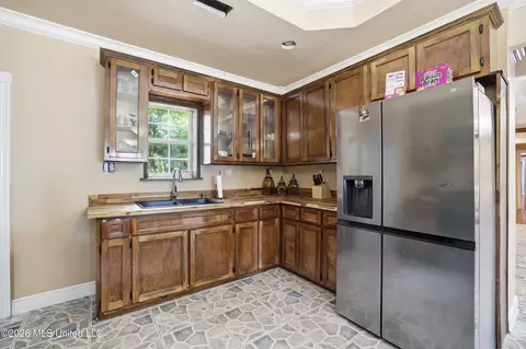 Kitchen - 3518 Hemlock Ave, Moss Point, MS 39563 photo 2 of 3