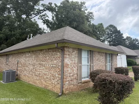 Exterior - 371 Greystone Pointe, Terry, MS 39170 photo 2 of 2