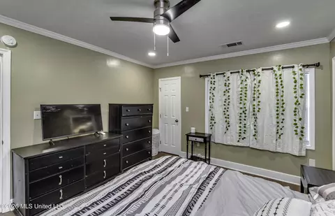 Bedroom - 748 E Northside Dr, Jackson, MS 39206 photo 7 of 9