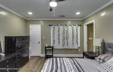 Bedroom - 748 E Northside Dr, Jackson, MS 39206 photo 8 of 9