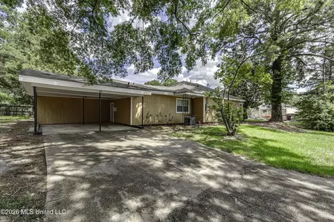 Exterior - 748 E Northside Dr, Jackson, MS 39206 photo 7 of 7