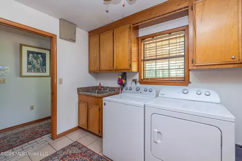 Other - 144 N Pine Dr, Madison, MS 39110 photo 6 of 18