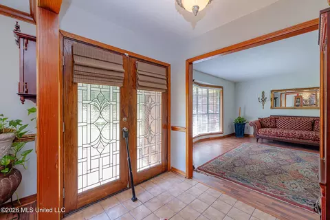Entry Way - 144 N Pine Dr, Madison, MS 39110 photo 1 of 5