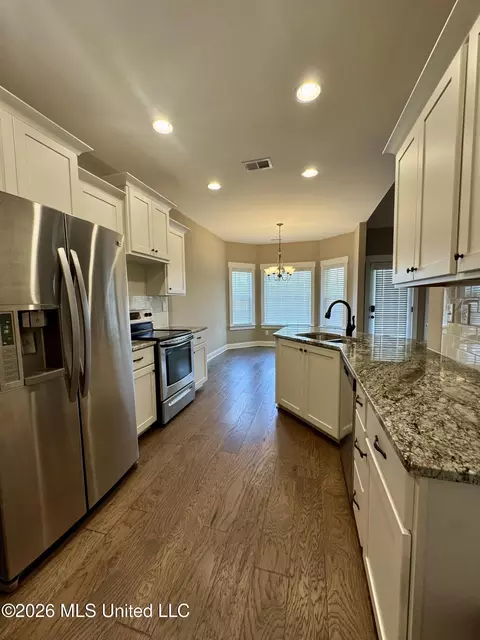 708 Holiday Cv, Hernando, MS 38632 photo 7