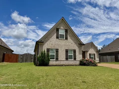 708 Holiday Cv, Hernando, MS 38632 photo 2
