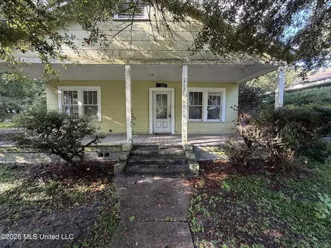 1312 Polk Ave, Pascagoula, MS 39567