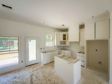 1003 Riverside Ln, Pearl, MS 39208 photo 2