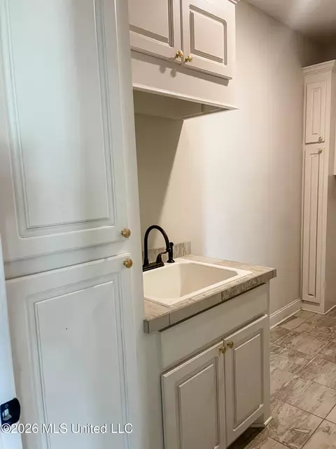 Other - 201 Chartleigh Cir, Canton, MS 39046 photo 8 of 12