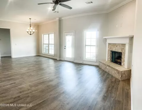 Living - 201 Chartleigh Cir, Canton, MS 39046 photo 2 of 2