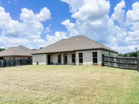 Exterior - 201 Chartleigh Cir, Canton, MS 39046 photo 5 of 6