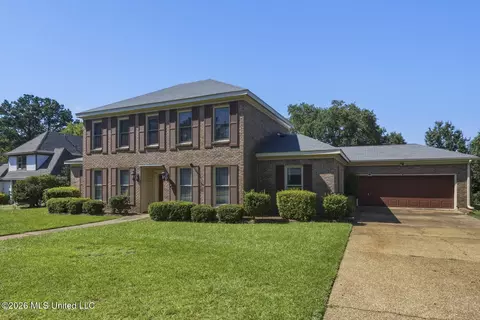 Exterior - 1025 Northpointe Dr, Jackson, MS 39211 photo 3 of 8