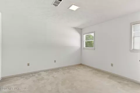 Bedroom - 1025 Northpointe Dr, Jackson, MS 39211 photo 2 of 3