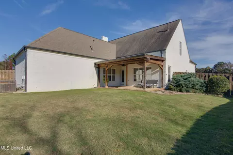 Exterior - 3327 Pettingill Way, Hernando, MS 38632 photo 8 of 8