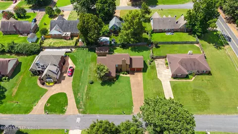 4011 Los Padres Dr, Nesbit, MS 38651 photo 29