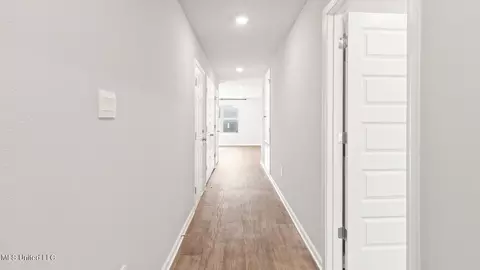 Entry Way - 82 Kings Crossing Dr, Lucedale, MS 39452 photo 1 of 7