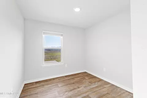 Bedroom - 64 Kings Crossing Dr, Lucedale, MS 39452 photo 5 of 8