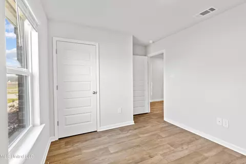 Bedroom - 64 Kings Crossing Dr, Lucedale, MS 39452 photo 2 of 8