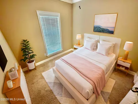 Bedroom - 307 Springhill Pt, Brandon, MS 39047 photo 1 of 3