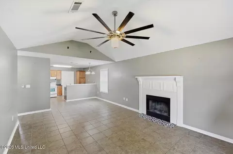 Living - 330 Audubon Cir, Brandon, MS 39047 photo 1 of 4