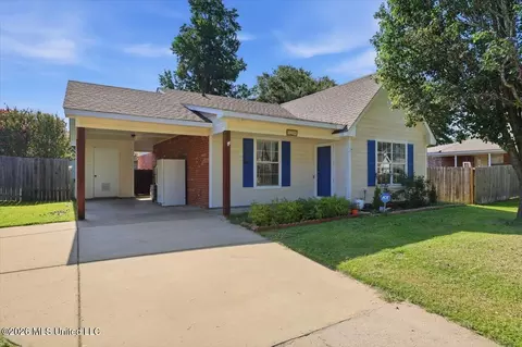 Exterior - 330 Audubon Cir, Brandon, MS 39047 photo 2 of 6