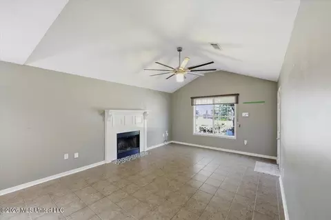 Living - 330 Audubon Cir, Brandon, MS 39047 photo 3 of 4