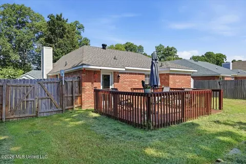 Exterior - 330 Audubon Cir, Brandon, MS 39047 photo 3 of 6