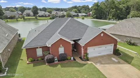 Other - 1211 E Cross Creek Dr, Hernando, MS 38632 photo 9 of 10