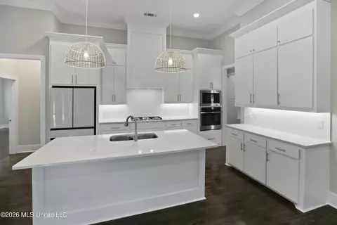 Kitchen - 1175 Sanctuary Dr, Brandon, MS 39042 photo 1 of 2