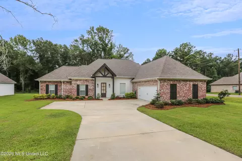 Exterior - 1175 Sanctuary Dr, Brandon, MS 39042 photo 4 of 4