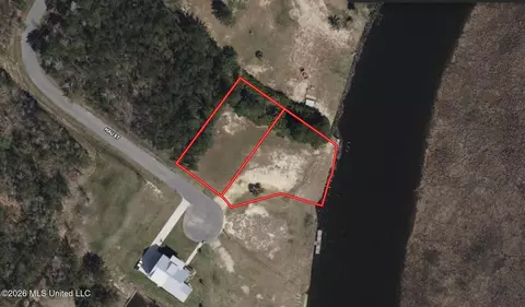 2428 Hau St, Diamondhead, MS 39525