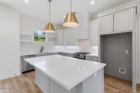 Kitchen - 189 Bronson Bnd, Flowood, MS 39232 photo 1 of 2