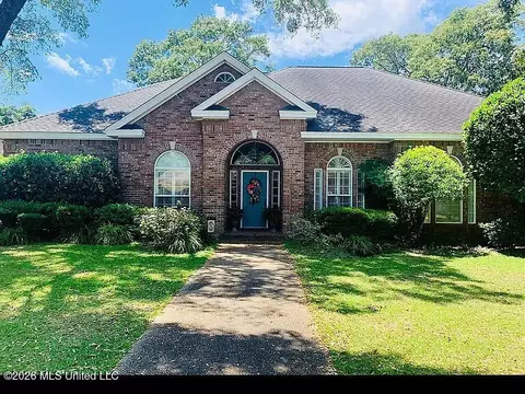 2034 Tuilleries Cv, Biloxi, MS 39531