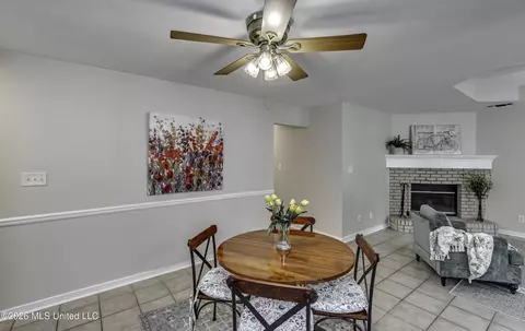 Dining - 1022 Red Oak Dr, Brandon, MS 39042 photo 2 of 3