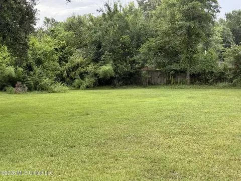 E Diamondhead Drive, Diamondhead, MS 39525 photo 3
