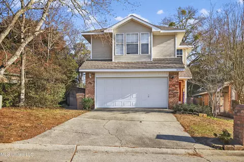19373 W Lake Village Dr, Gulfport, MS 39503