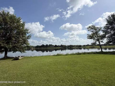 231 New Arbor Rd, Poplarville, MS 39470