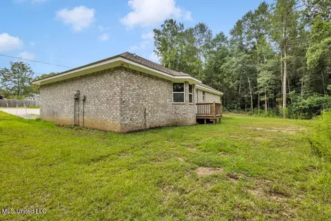 Exterior - 1084 Koloa Ct, Diamondhead, MS 39525 photo 4 of 4