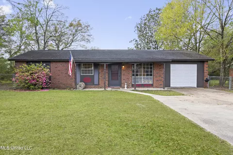 101 Fore St, Gulfport, MS 39503