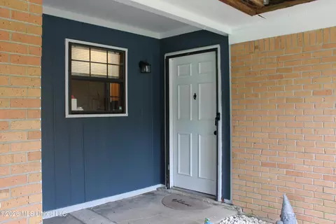 Exterior - 8517 Greenfields Rd, Moss Point, MS 39562 photo 5 of 17