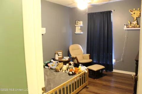 Bedroom - 8517 Greenfields Rd, Moss Point, MS 39562 photo 4 of 8