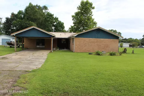 Exterior - 8517 Greenfields Rd, Moss Point, MS 39562 photo 6 of 17