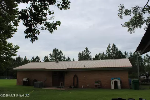 Exterior - 8517 Greenfields Rd, Moss Point, MS 39562 photo 13 of 17