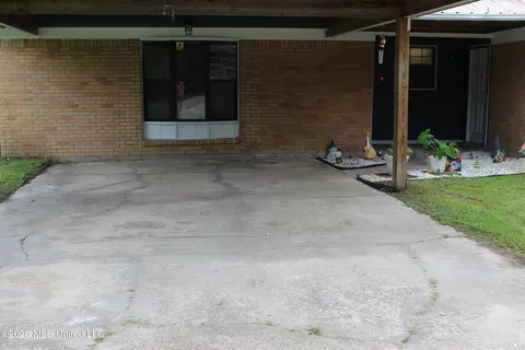 Other - 8517 Greenfields Rd, Moss Point, MS 39562 photo 4 of 14