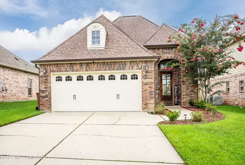 17017 Sago Dr, D'iberville, MS 39540