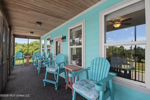 Exterior - 100 Pitcher Pt, Long Beach, MS 39560 photo 3 of 7