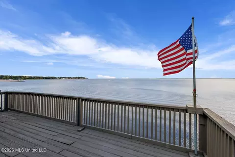 View/Area - 40 Breakers Ln, Ridgeland, MS 39157 photo 1 of 9