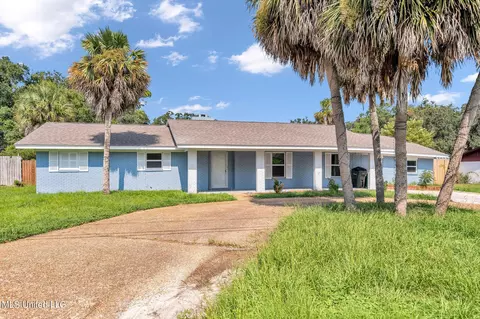 331 Big Lake Rd, Biloxi, MS 39531