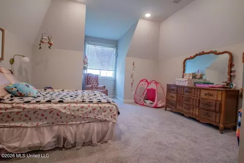 Bedroom - 433 Vicksburg Cv, Hernando, MS 38632 photo 3 of 4