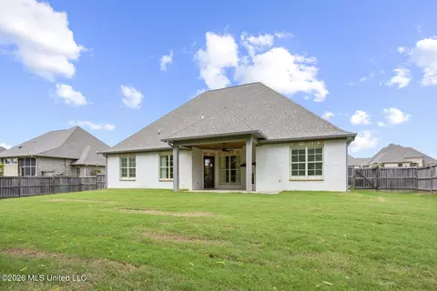 Exterior - 123 Freeland Ln, Clinton, MS 39056 photo 4 of 6